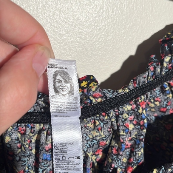 Los Angeles Apparel Floral Crop Top - Picture 6 of 7